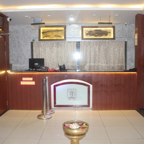 rb restaurant ettumanoor